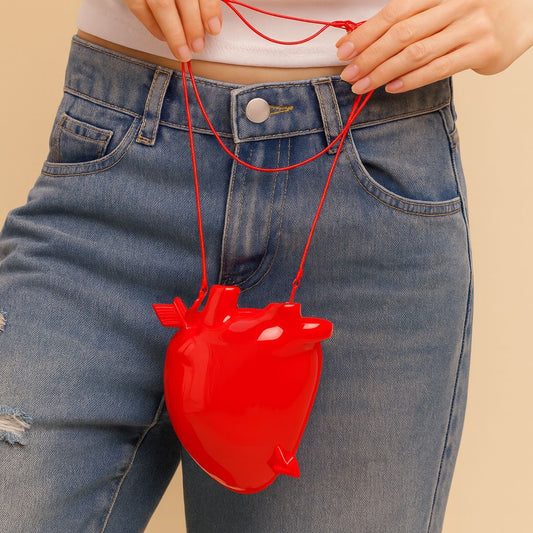 Vintage red heart one-shoulder bag
