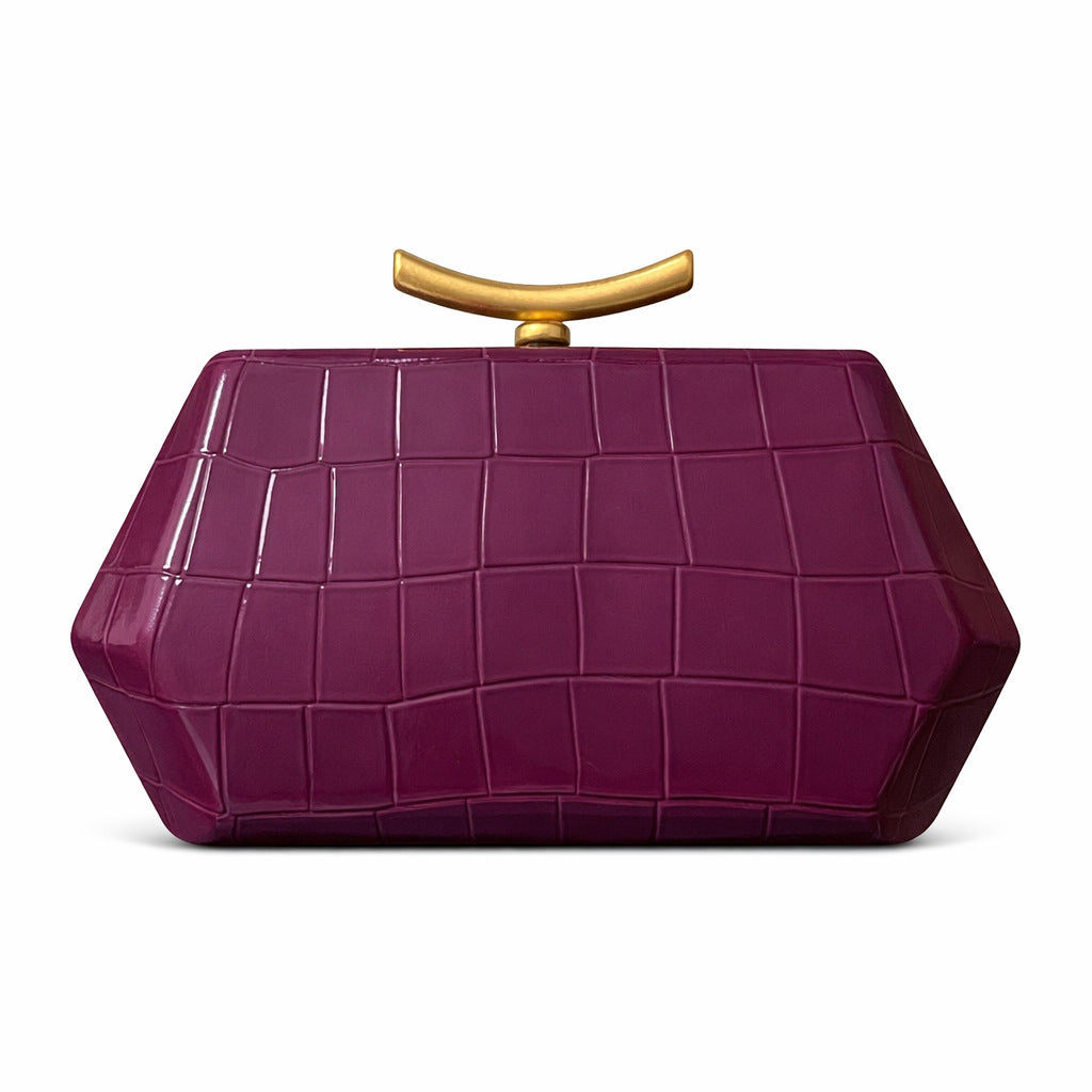 Fashionable bag with exotic crocodile pattern